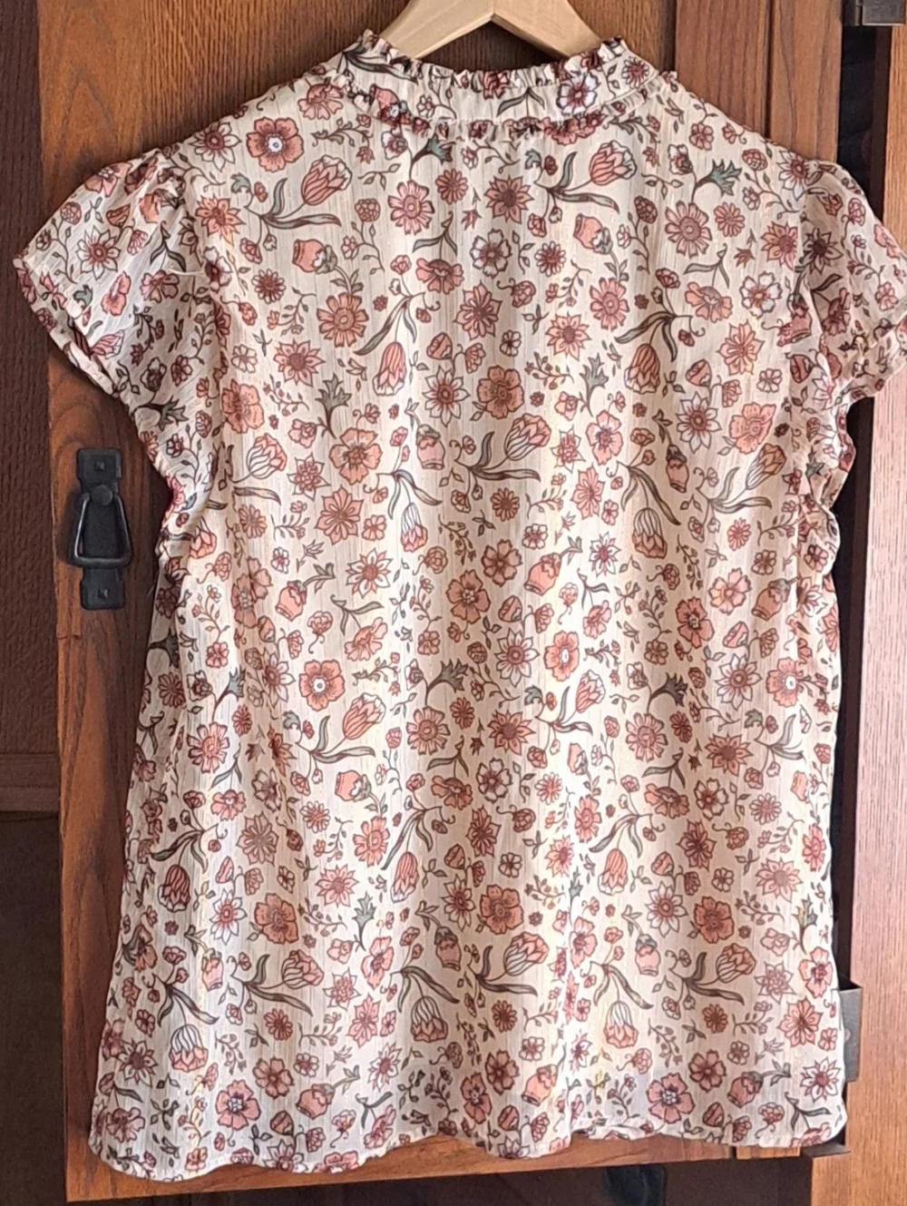 A Love Story Boho Floral Ruffle Neck Metallic Thread Blouse L - Picture 5 of 8